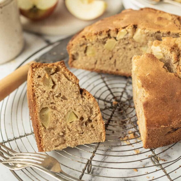 Apple Cake