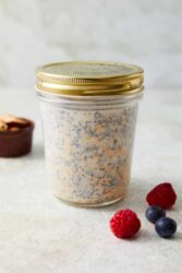 Overnight Oats with Chia Seeds