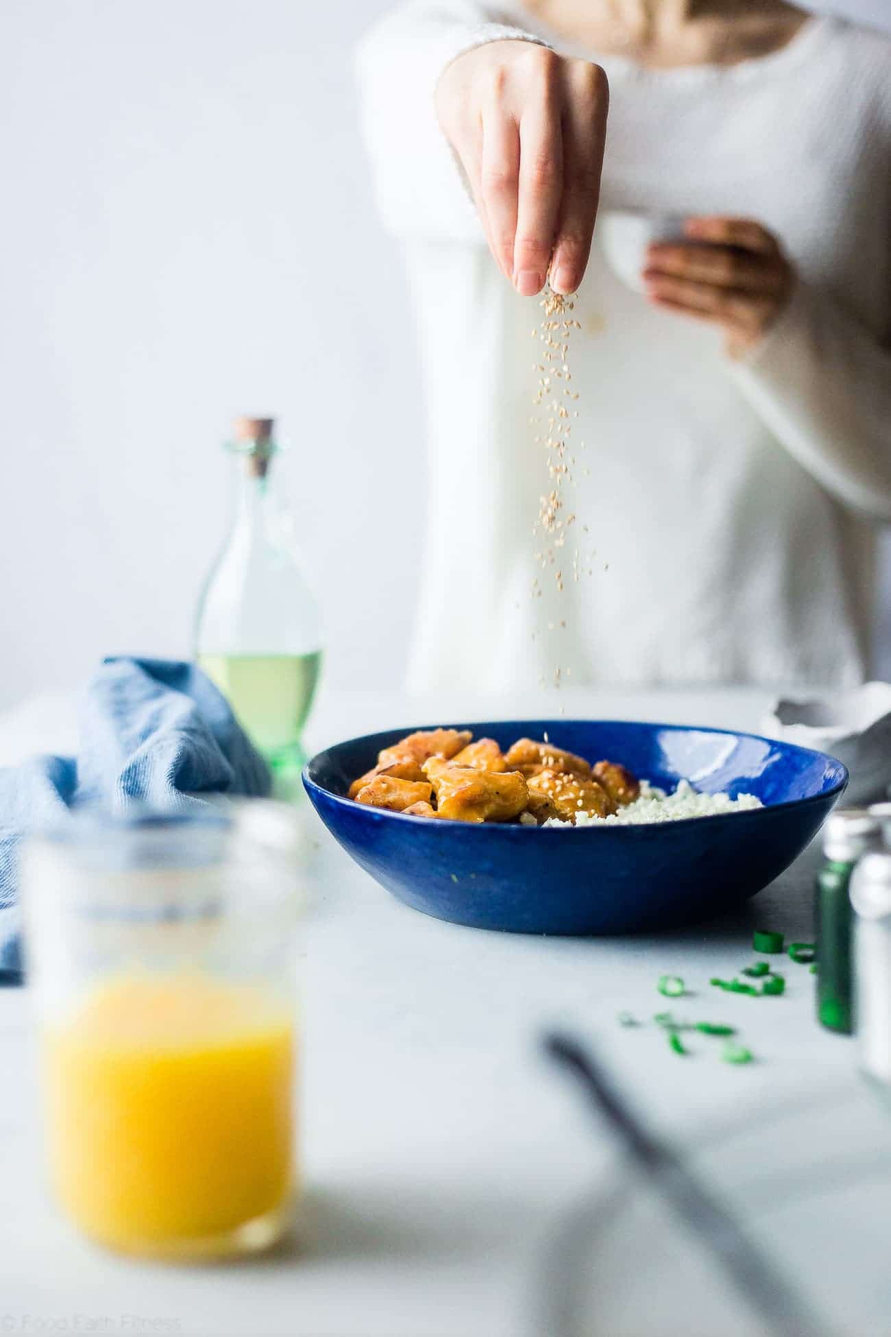 Whole30 Orange Chicken - This 30 minute, paleo orange chicken is so much better and healthier than takeout! It's a quick and easy, whole30 compliant dinner that the whole family will love! | Foodfaithfitness.com | @FoodFaithFit