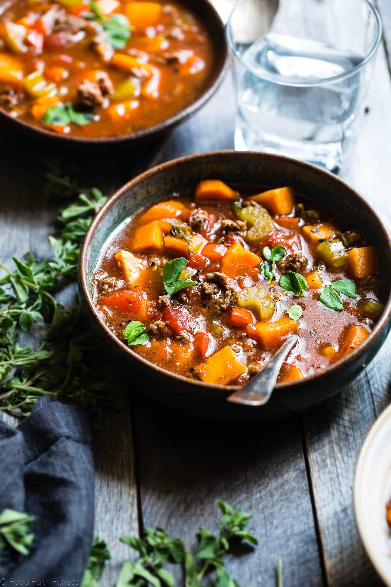 Paleo Slow Cooker Hamburger Soup -  This easy, healthy hamburger soup is made in the slow cooker and is a grain/dairy/sugar/gluten free and whole30 dinner that the whole family will love! Makes great leftovers too!  | Foodfaithfitness.com | @FoodFaithFit