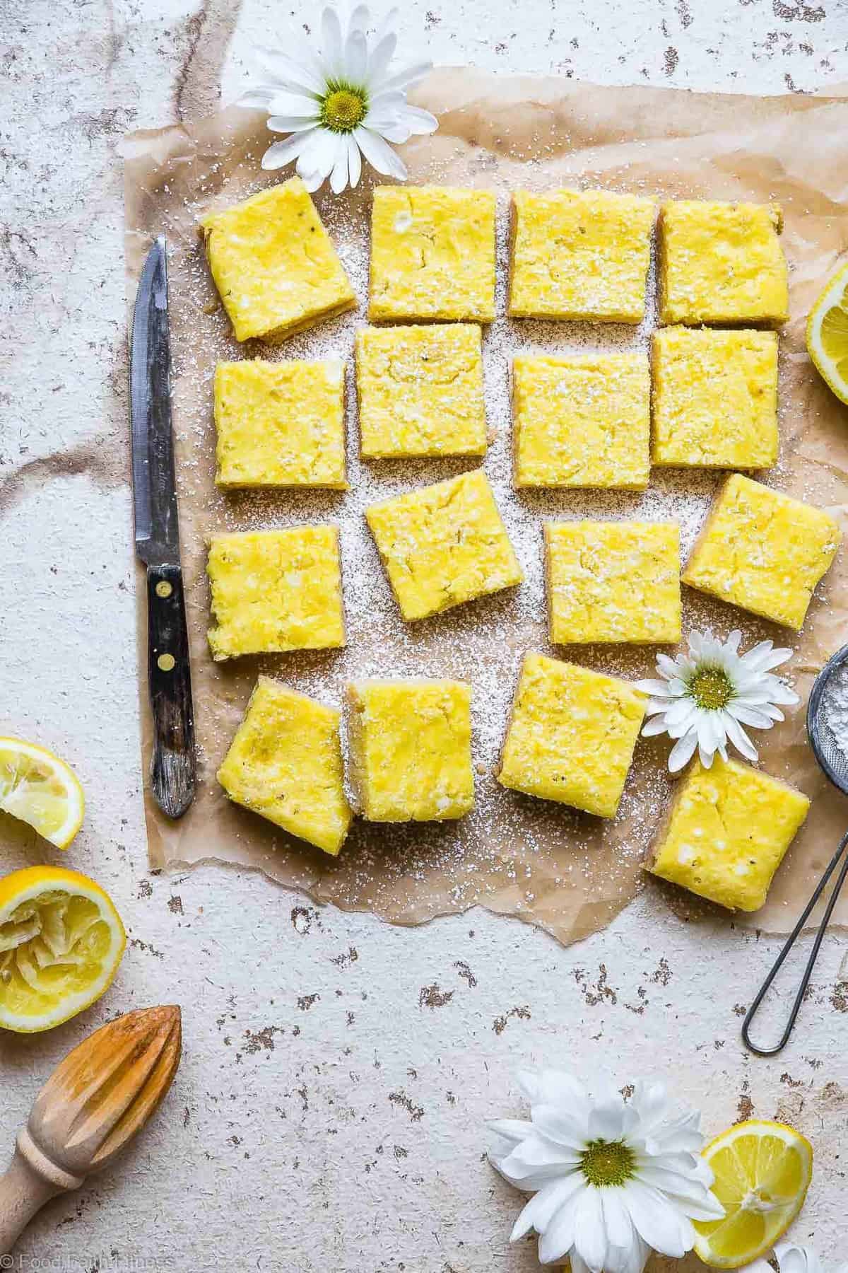Keto Lemon Bars - These easy, gluten free lemon bars are only 5 ingredients and SO delicious! You will never believe they are only 100 calories, low carb and sugar free! | #Foodfaithfitness | #Glutenfree #Lowcarb #keto #sugarfree #healthy